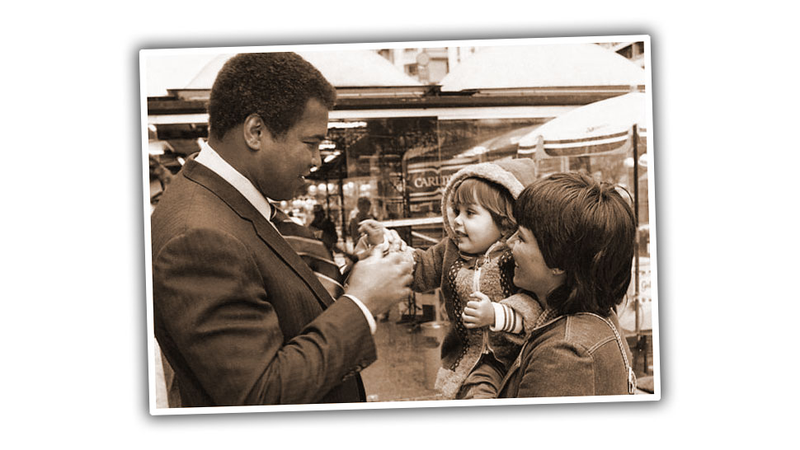 Ali visits Brazil; Photo: Gazeta do Povo